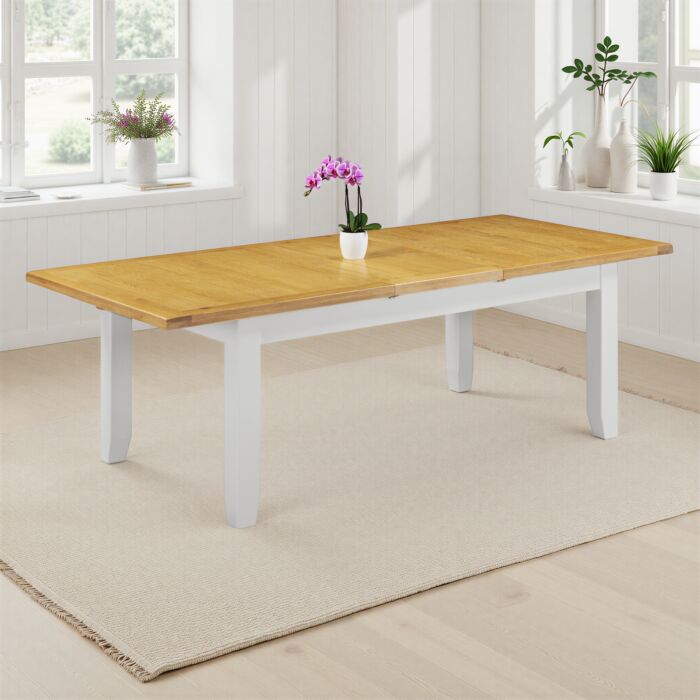 windsor-large-extending-dining-table-2
