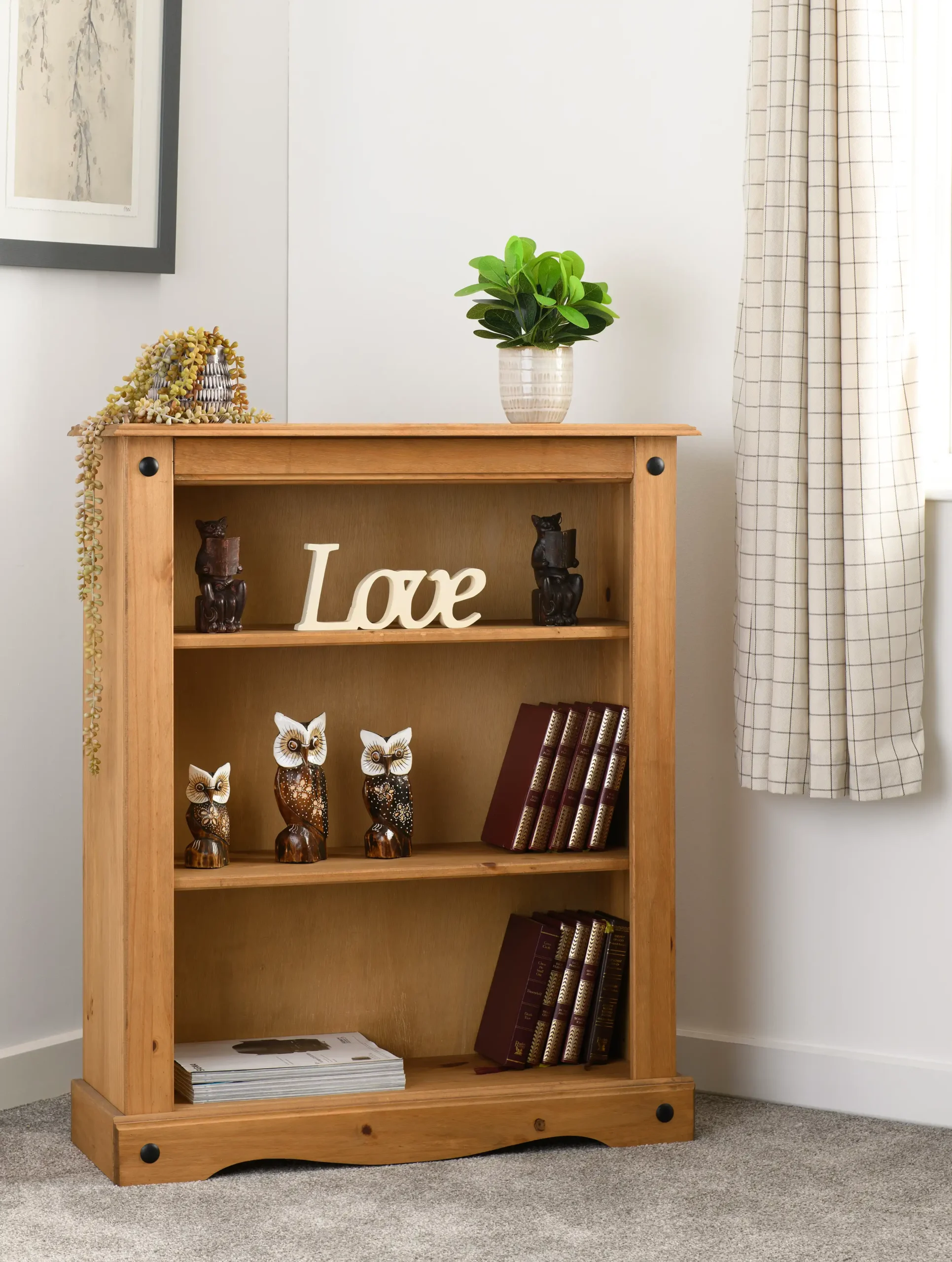 corona-low-bookcase