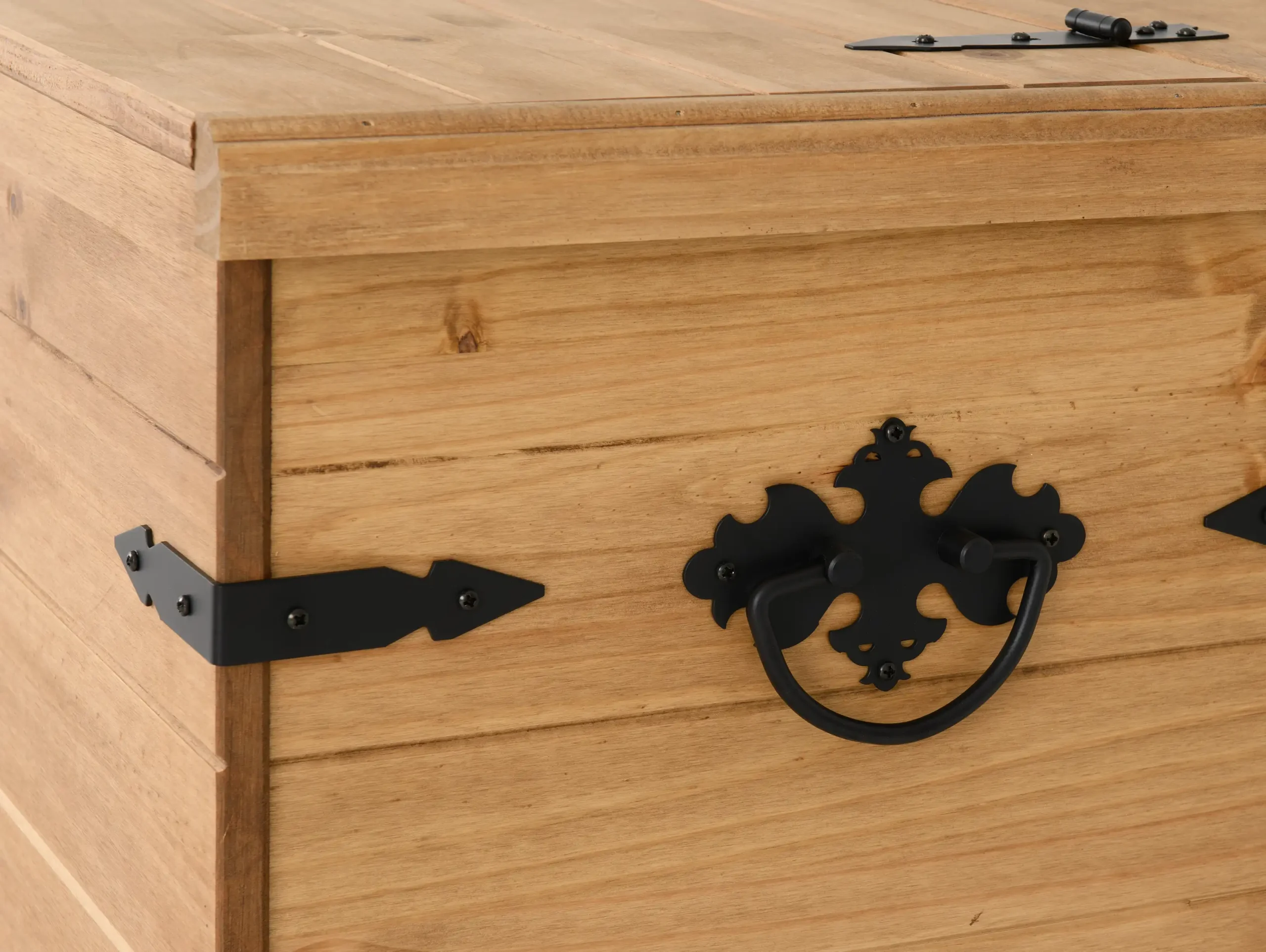 CORONA-SINGLE-STORAGE-CHEST-DISTRESSED-WAXED-PINE-2020-100-102-030-07 - Jamies Furniture