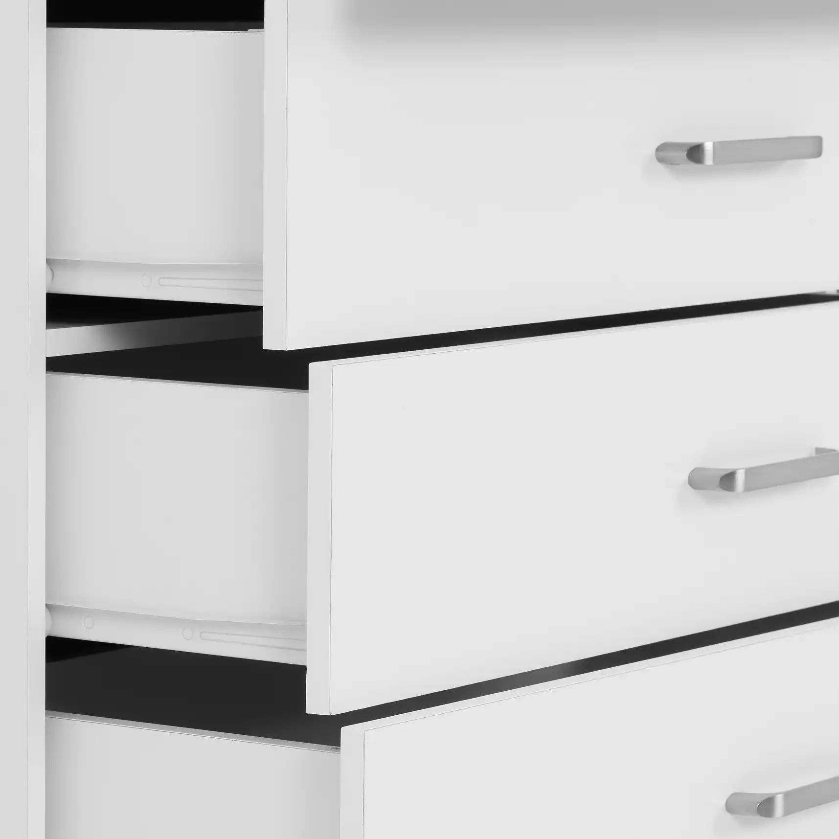 DAKOTA-4-DRAWER-CHEST-WHITE-2025-100-102-211-06 - Jamies Furniture