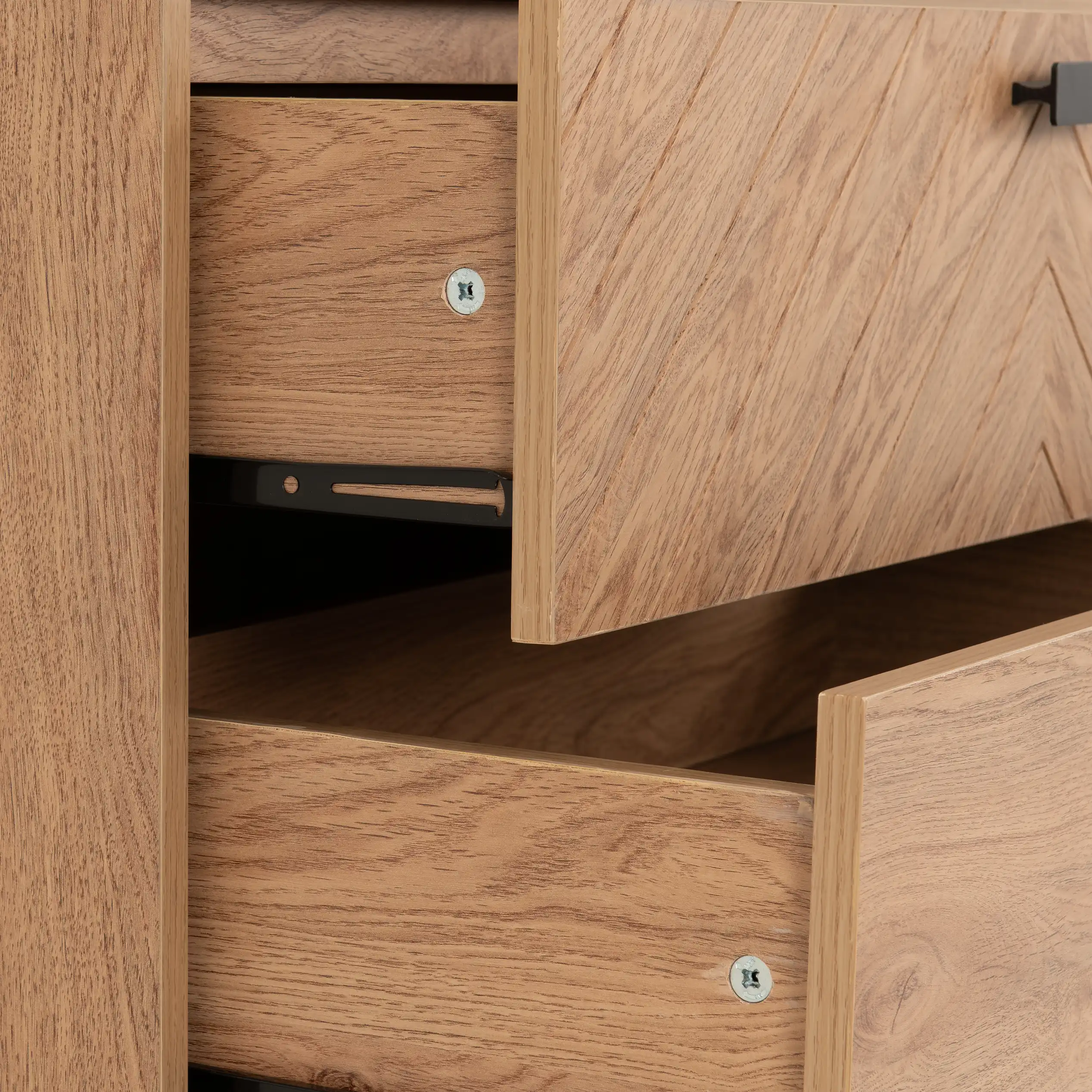 LEON-3-DRAWER-CHEST-MEDIUM-OAK-EFFECT-2023-100-102-177-06 - Jamies Furniture